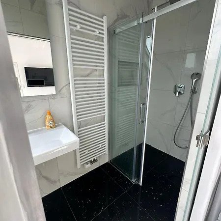 アパート Apartment *